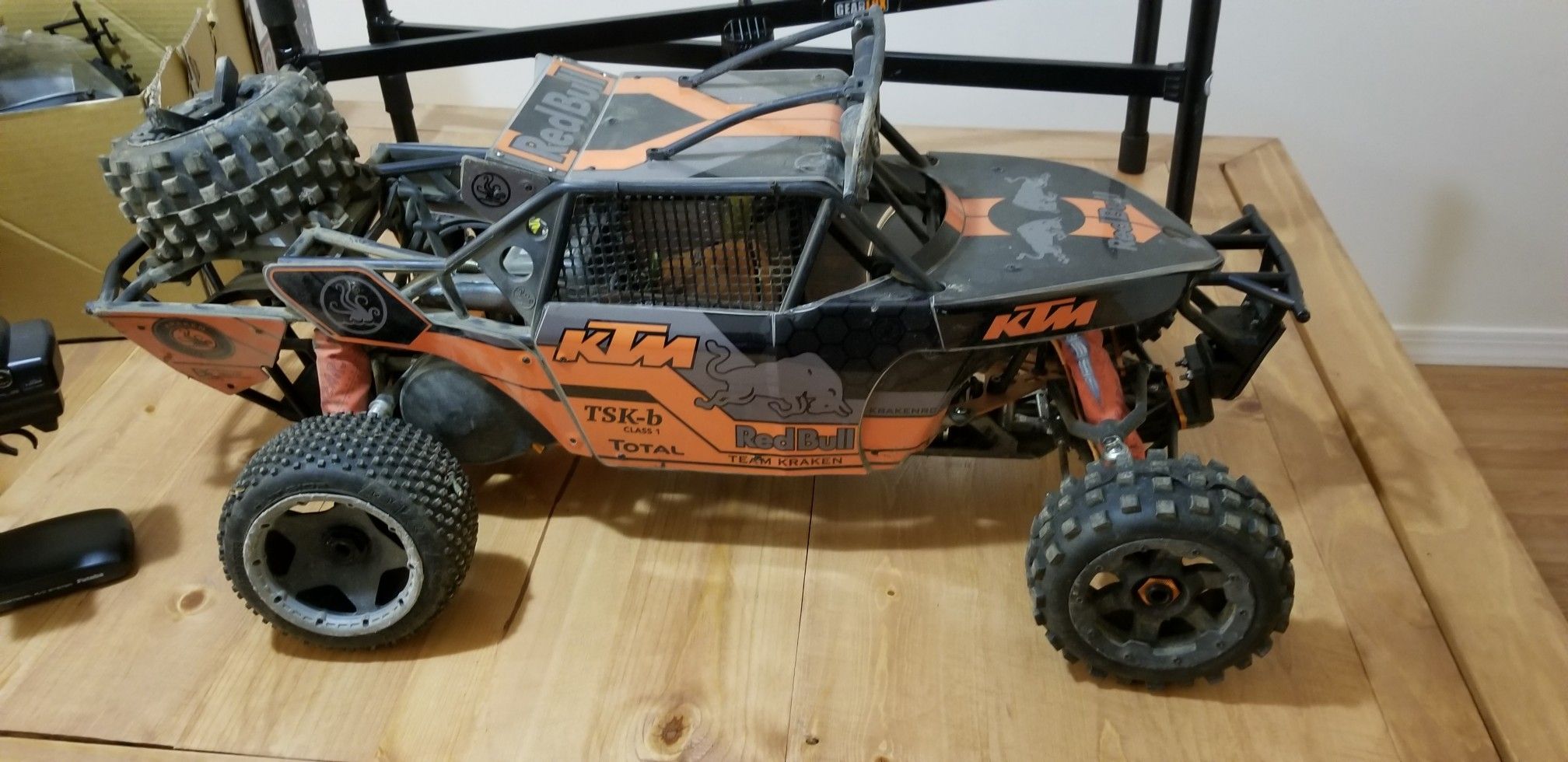 HPI Baja 5B SS Kraken TSK-b w/ tons of upgrades, tools, and spare parts!