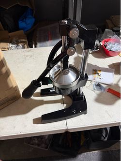 Professional orange squeezer Machine