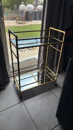 Wine glass holder
