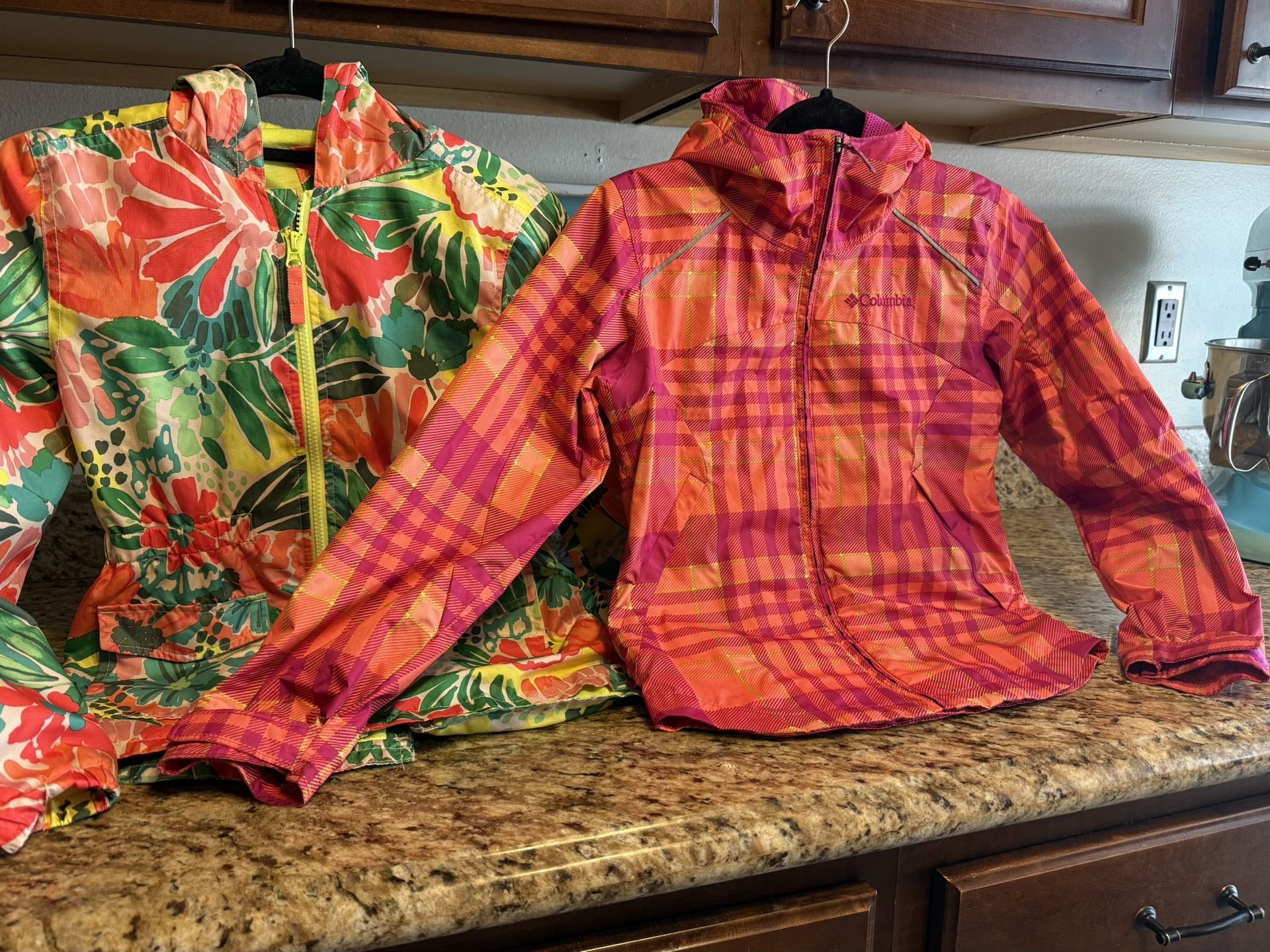 Bundle of 2 Girls Jackets - Size 7/8