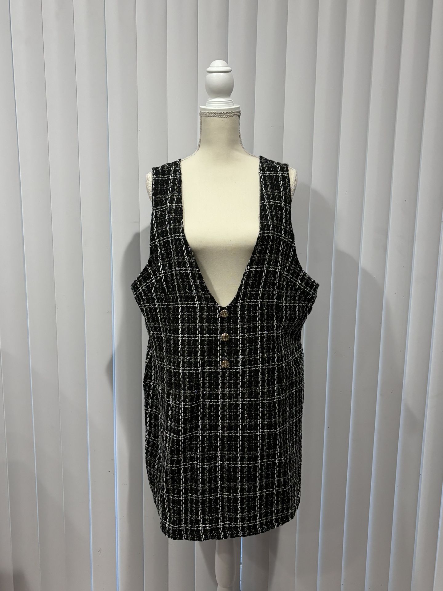 PLUS SIZE Frenchy Plus Plaid Pattern Tweed Overall Dress Without Sweater