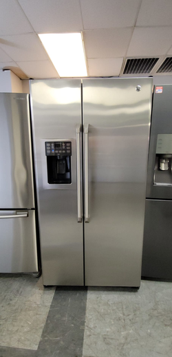 GE Side‑by‑Side Fridge – Stainless, Ice & Water