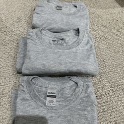 Gildan short sleeve Shirts (6) Unisex