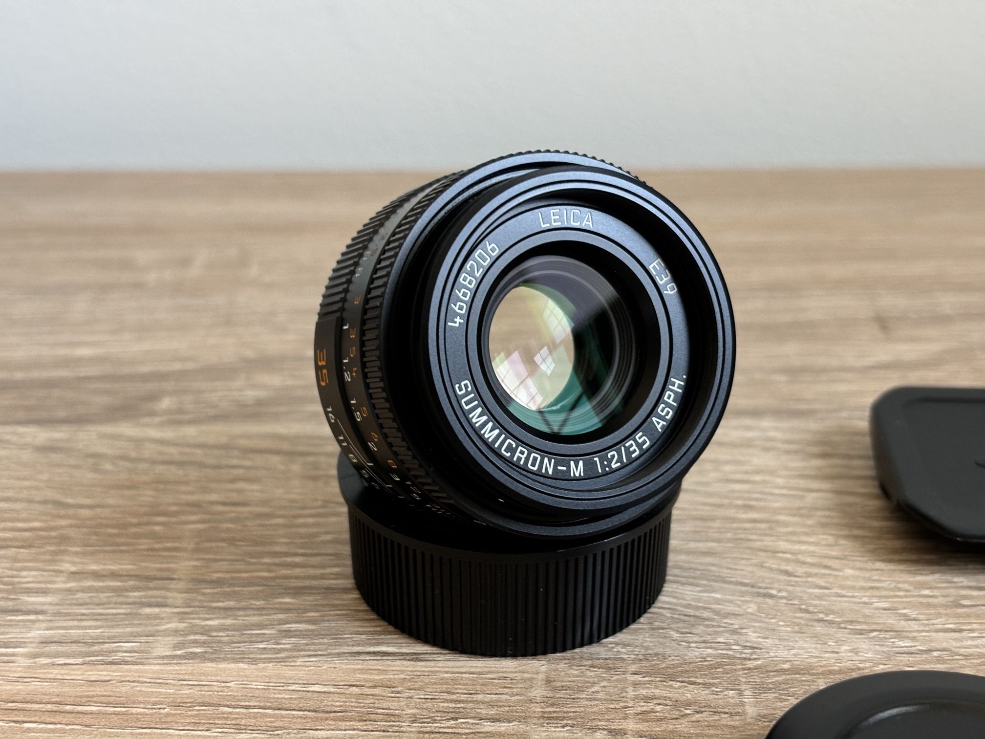 Leica 35mm Summicron f/2 ASPH 11673