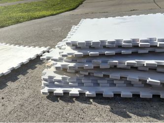 2’ x 2’ mats