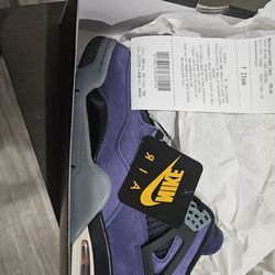 Jordan 4 lakers
