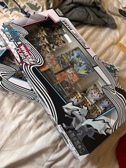 Pokemon Unova Heavy Hitters Premium Collection