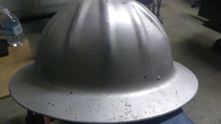 Metel hard hat