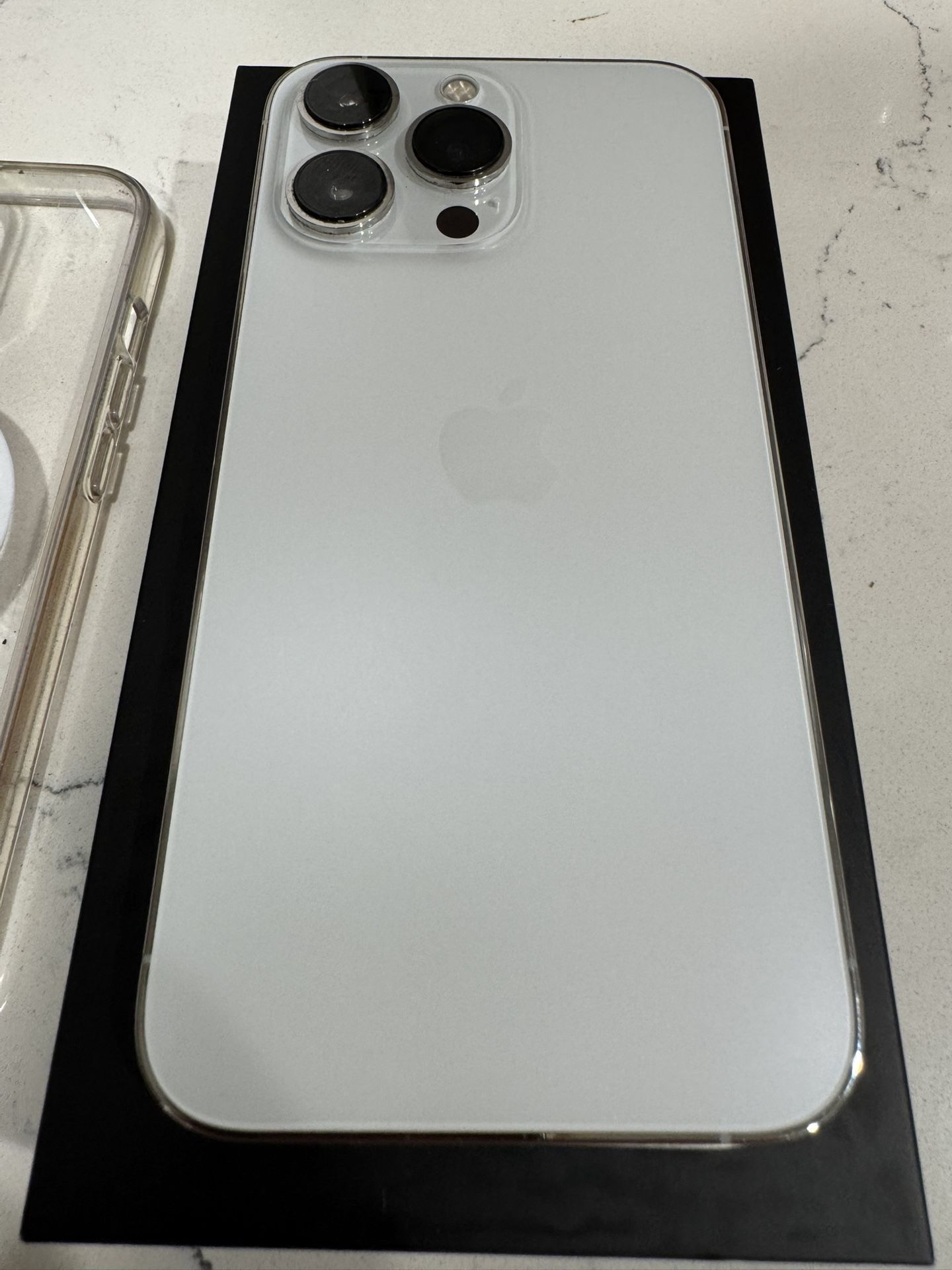 iPhone 13 Pro 256 white unlocked