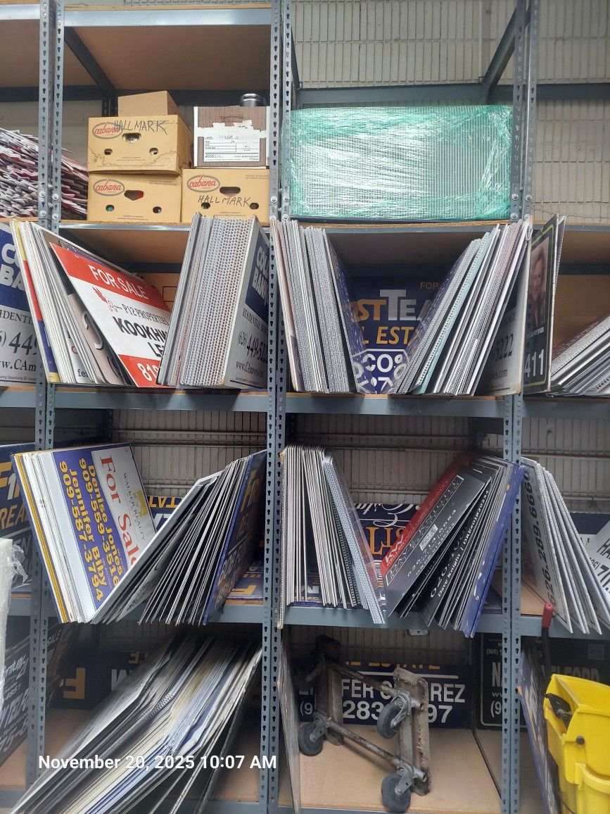 Metal Racks Adjustable Shelves 