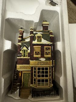 Dickens’ Village Series Counting Houses 