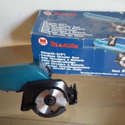 Makita Cordless Circular Saw
