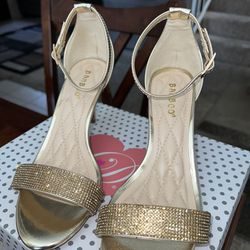 gold high heels 