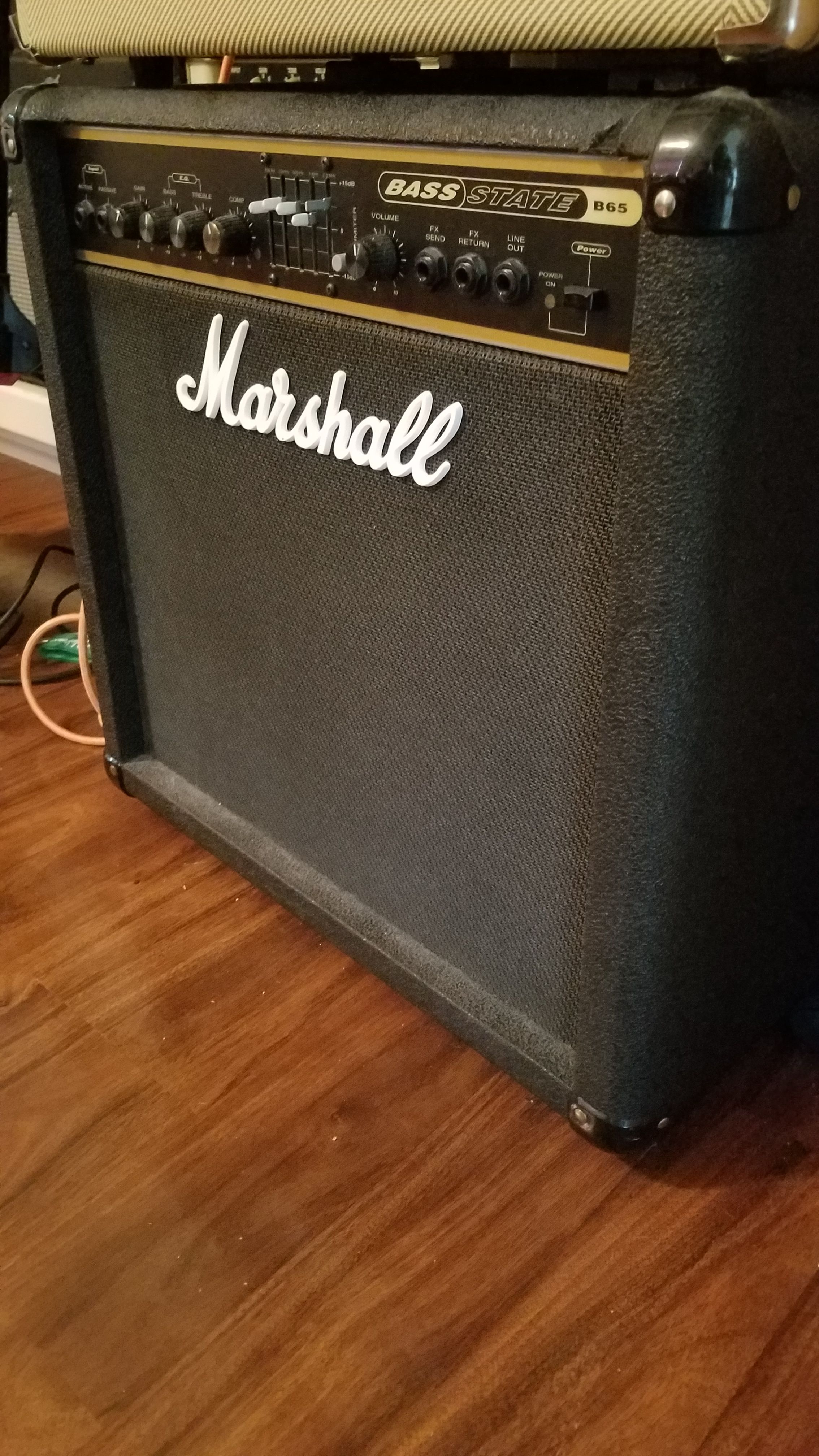 Marshall B65 65 watt bass guitar amp amplifier for Sale in Las