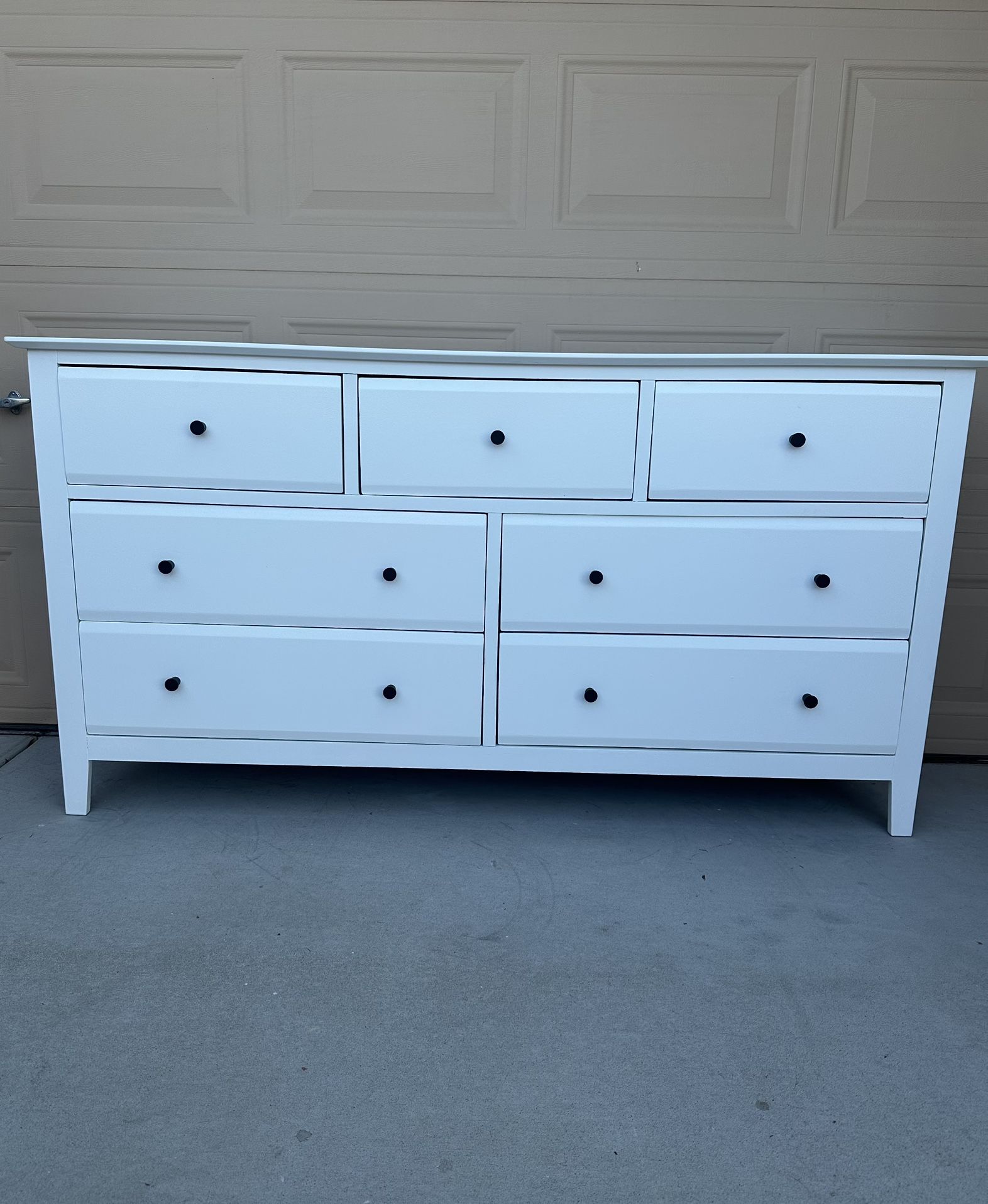 Dresser White 7-Drawers