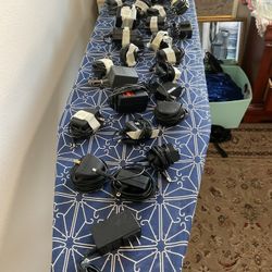 Lots of different brand and volts adaptors 4,5,6,9,12 volts $5 each
