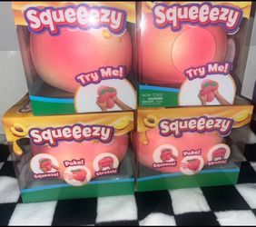 Squeeze peach squishy