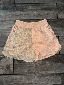 American Eagle Floral Patchwork Smocked Waist Shorts size L