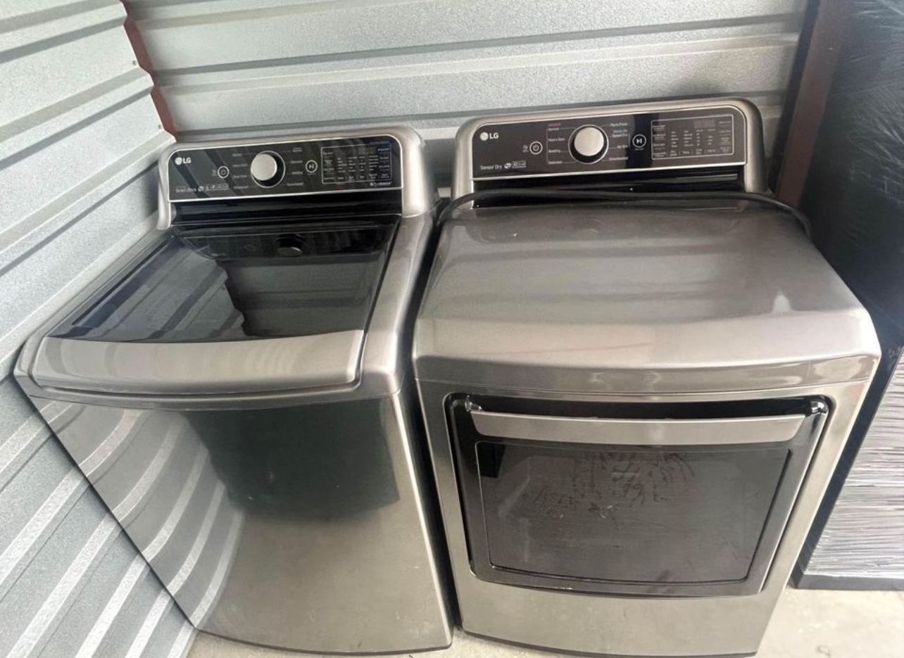 LG Washer & Dryer Set