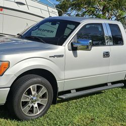 FORD 150.......V6.....2014......176,000 MILES......CLEAN TITTLE....
RUNS GOOD......$ 14,000