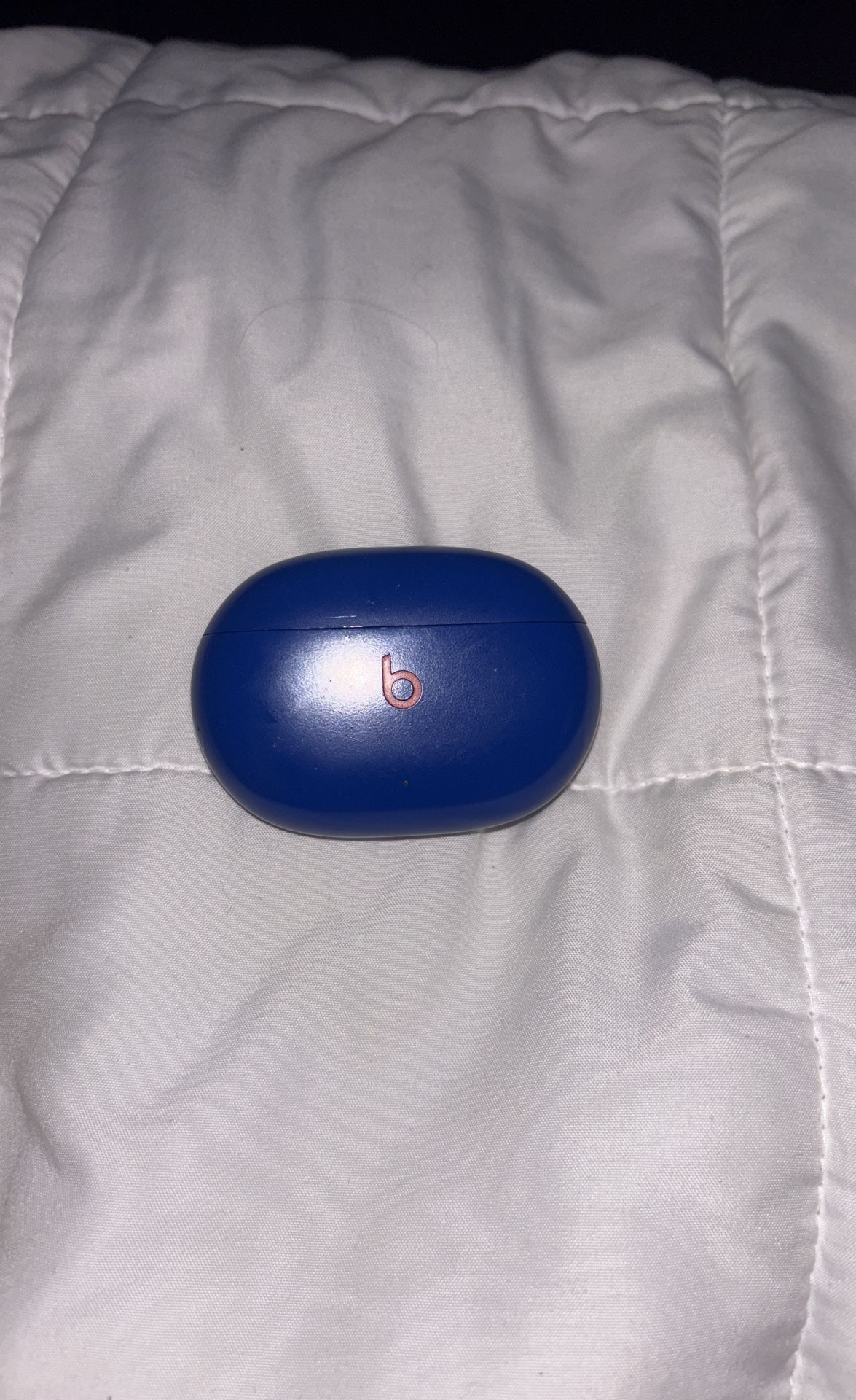 Beats Earbuds ( Noise Cancellation )
