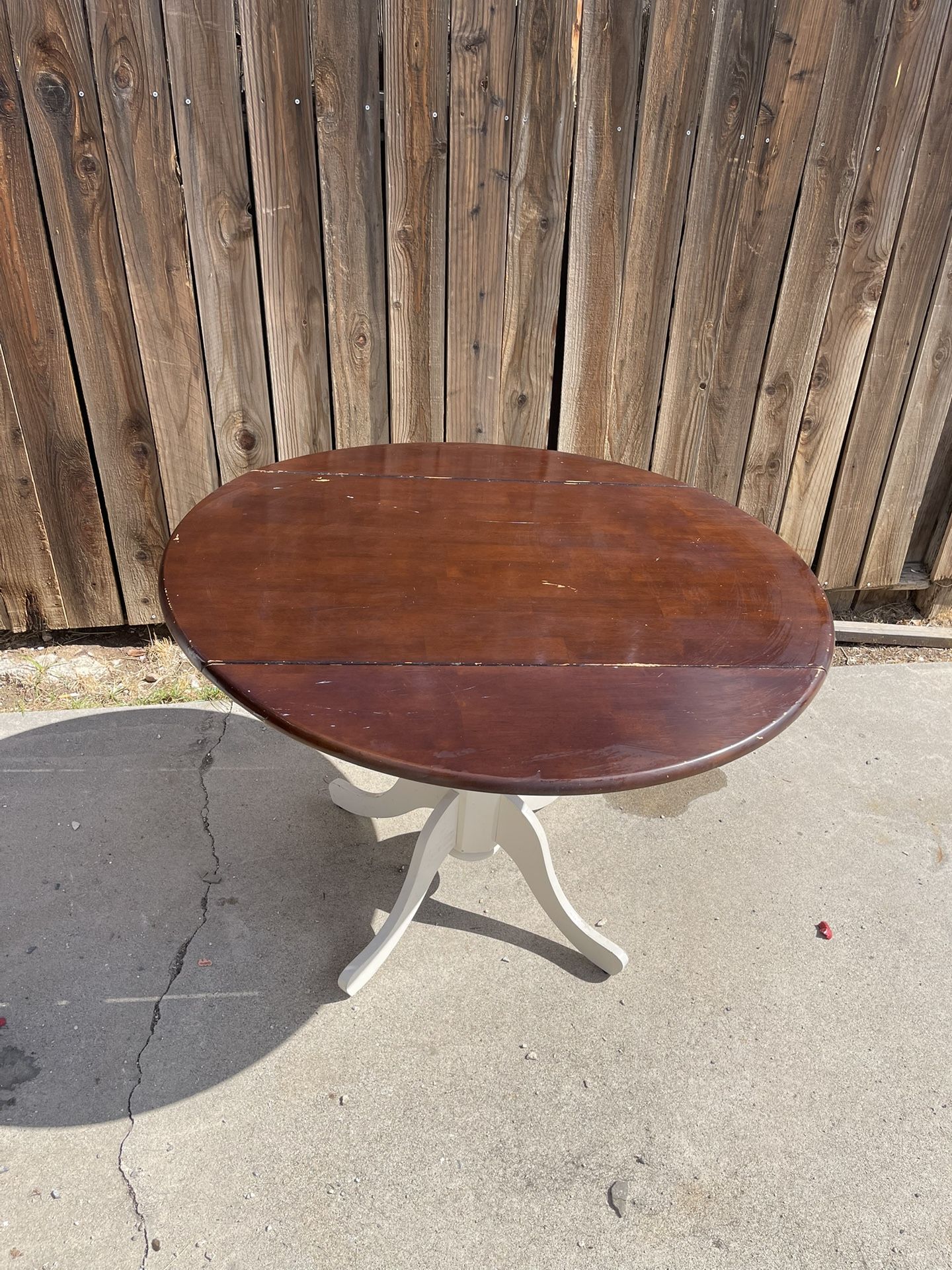 Round/Table For Kitchen 