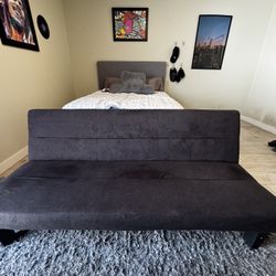 Foldable Futon Couch/Bed