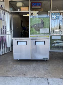 True commercial refrigerator