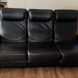 Couch Black 3 Seat Recliner 