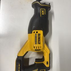 DeWalt DCS382 XR 20V MAX Reciprocating Saw – Like New