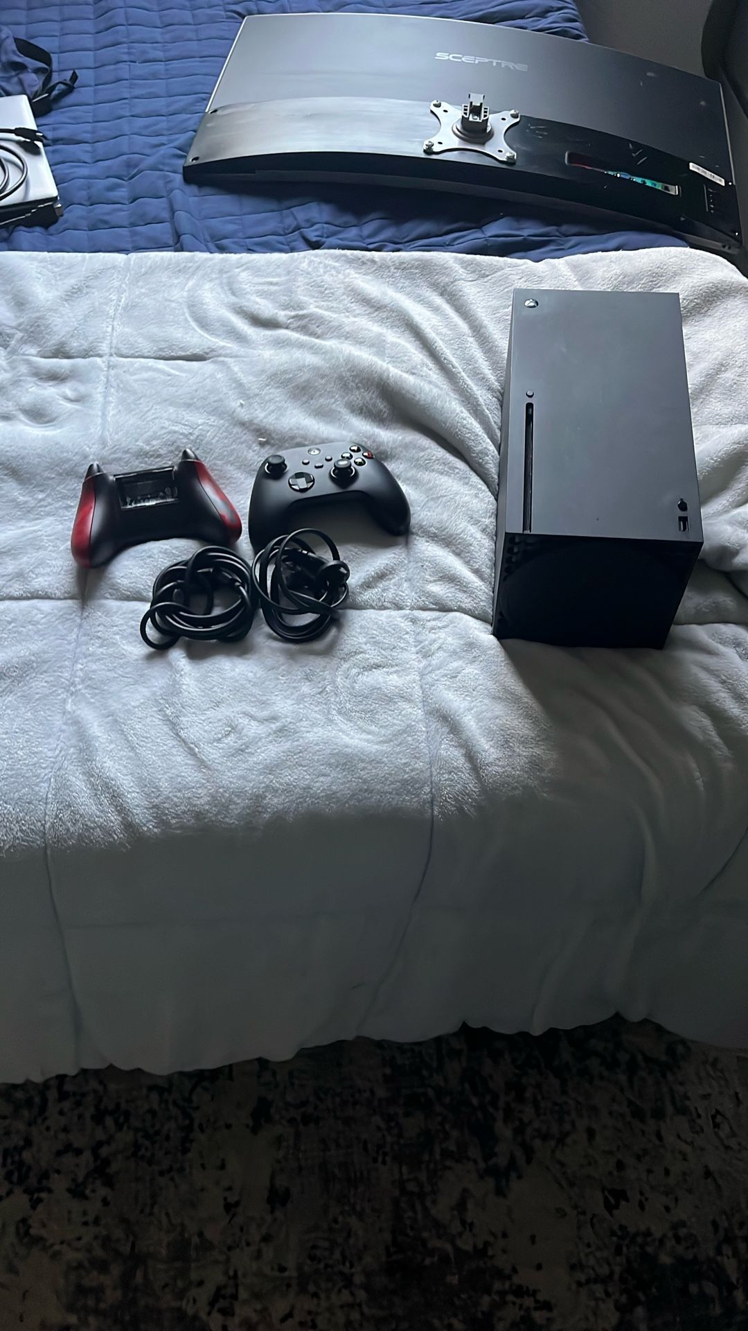 XBOX SERIES X (PRICE NEGOTIABLE)