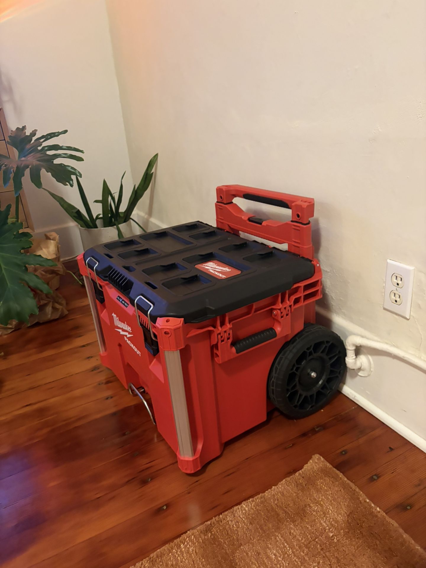 Milwaukee Packout Low Profile Tool Box
