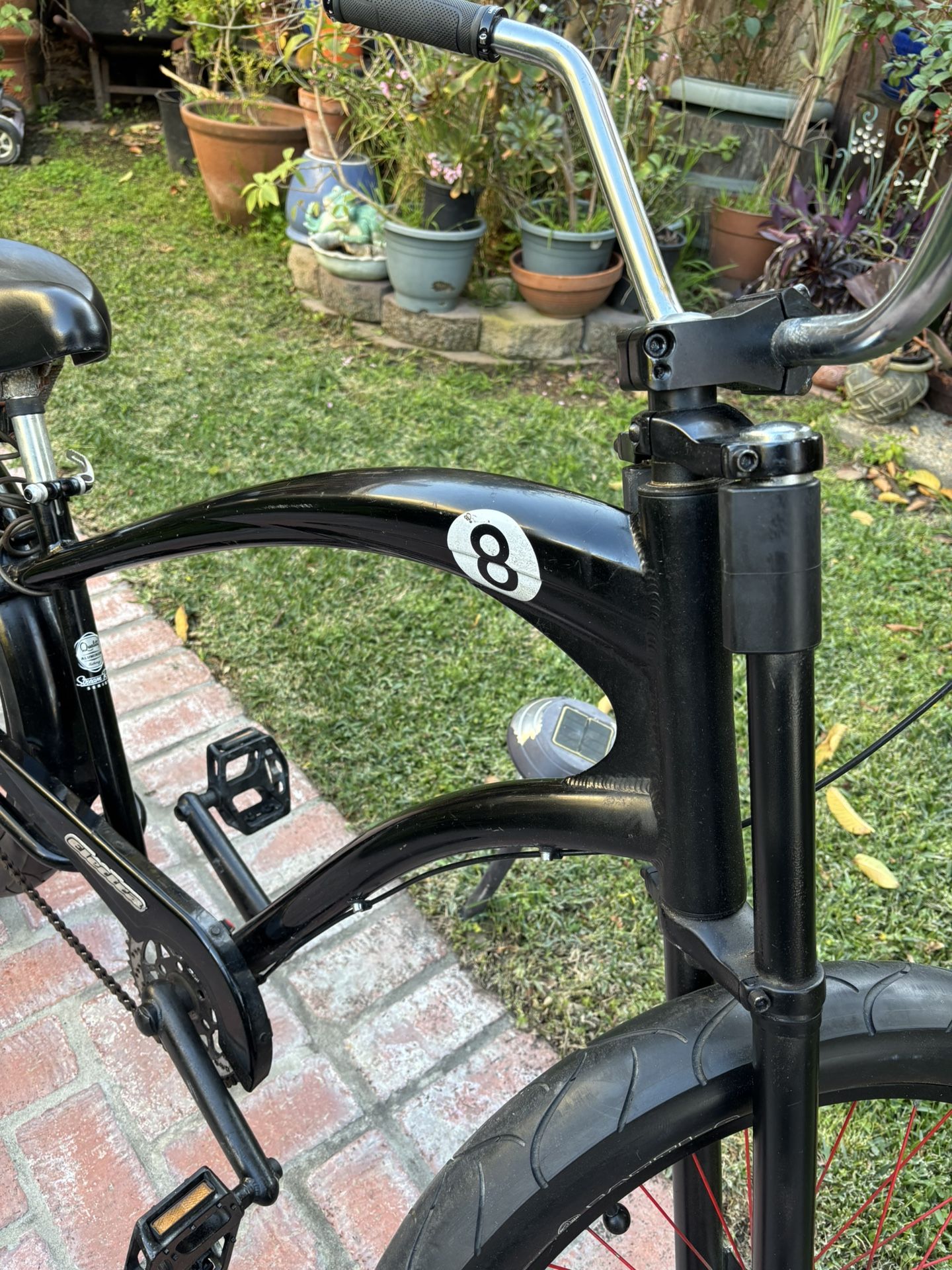 ELECTRA STRAIGHT (8) 3 Speed Ready to Ride. See my other bikes. Thanks