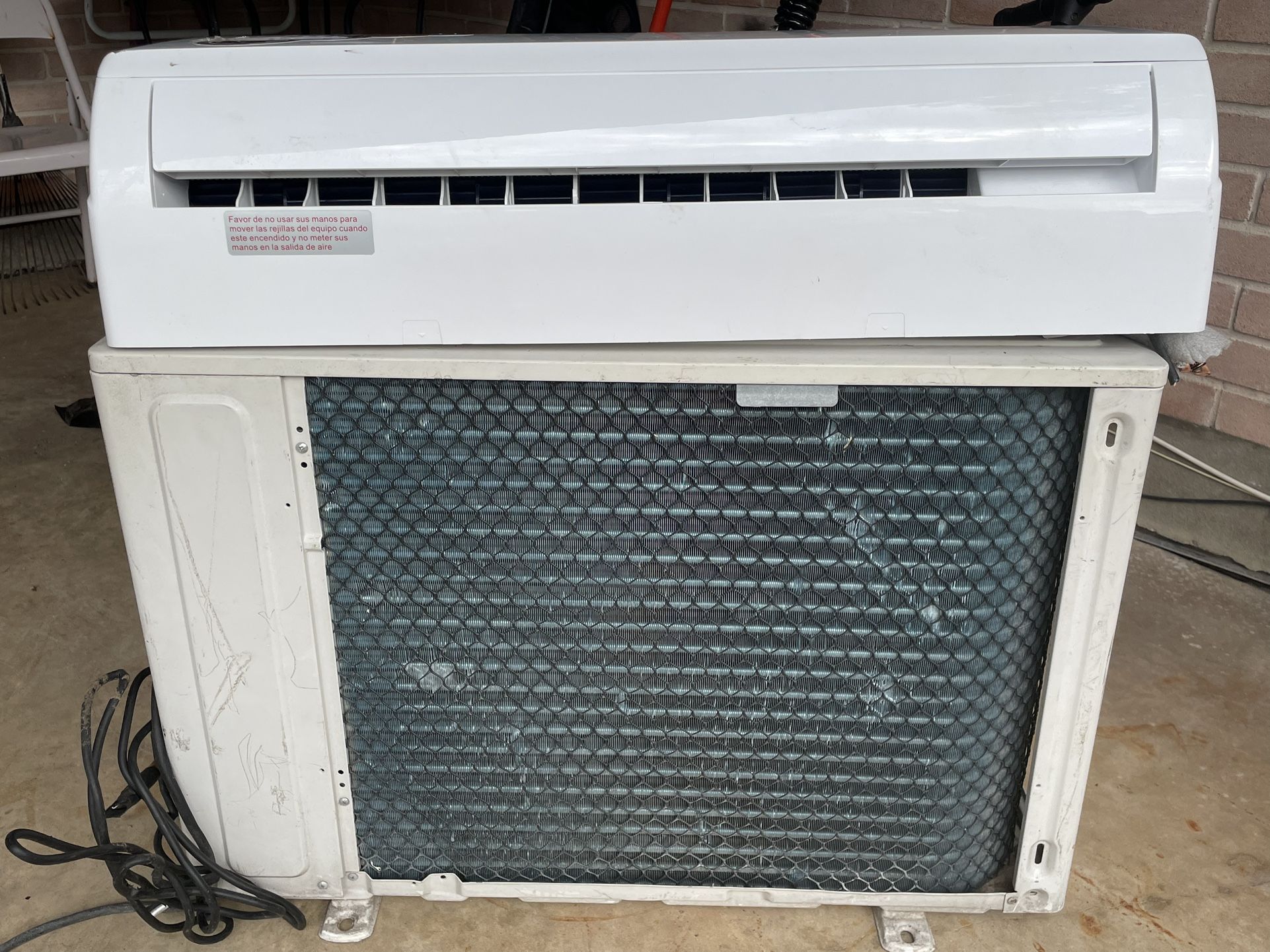 Frigidaire Split Ac for Sale in San Antonio, TX OfferUp
