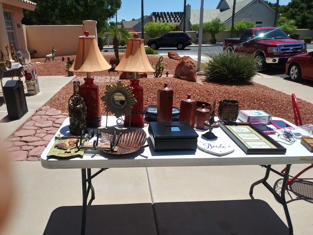 Yard sale 4296 e michelle ave gilbert az 85234