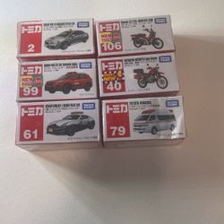 1:64 Tomica Diecast Cars