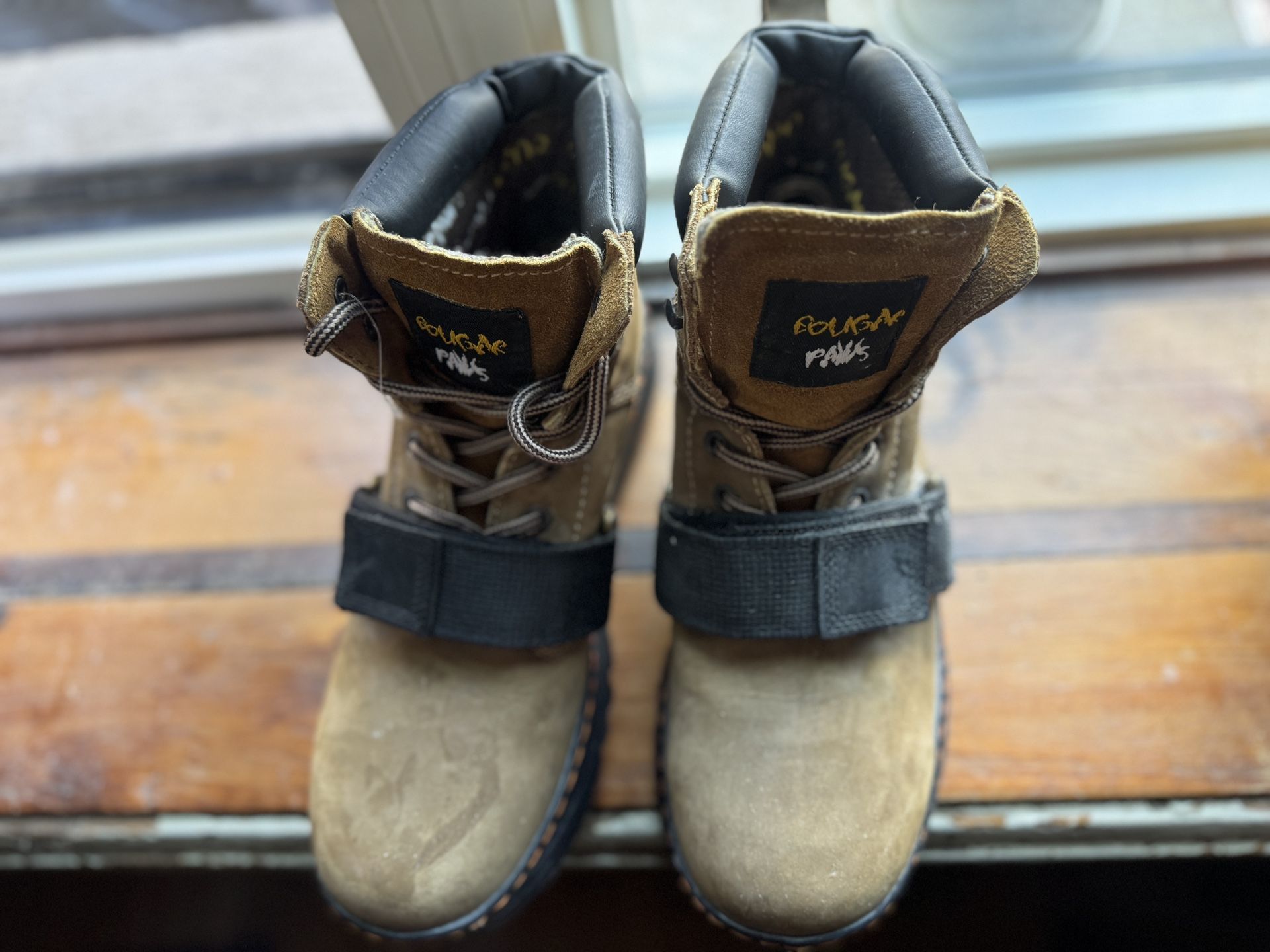 COUGAR PAWS Performer ROOFING BOOTS Men size