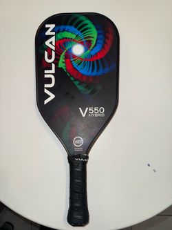 Vulcan V550 Pickleball Paddle