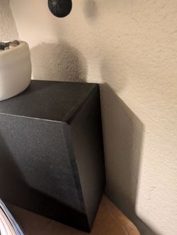 Onn soundbar and subwoofer
