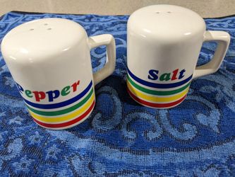 Awesome Vintage 1980s Rainbow Salt And Pepper Mugs