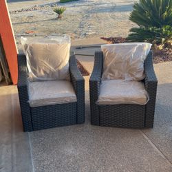 2 Patio Furniture 2 Brand New Chairs in the Box U Assemble 3 Colors to Choose 