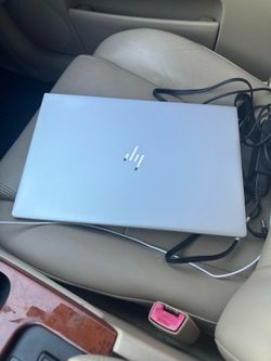 HP 850 Elitebook G6 with i5 processor and 16GB memory