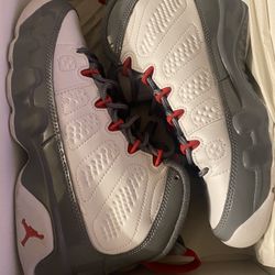 Jordan 9’s Size 4 1/2 GS ❤️🤍