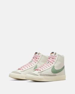 Nike Blazer Mid 77