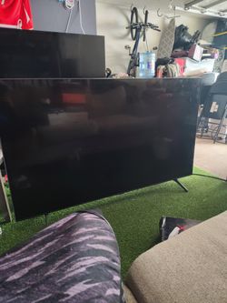 TV For Sale For Cheap 60'55'50'in Samsung Roku TCL