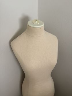 Bust Form
