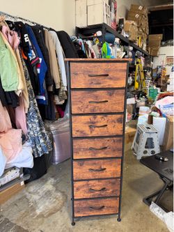 Tall Dresser with 7 Fabric Drawers