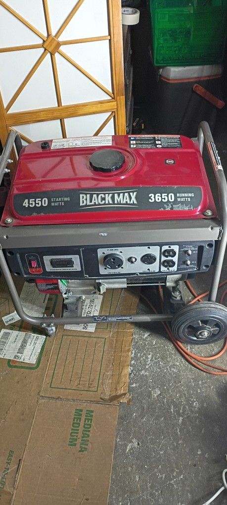 BlackMaxx 3650 Generator