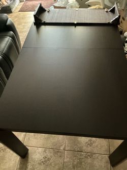 Expandable Solid Wood Cherry Walnut Dining Table Adjustable 59 to 73in long Rectangular 6 Seats