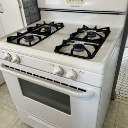 Kitchen stove